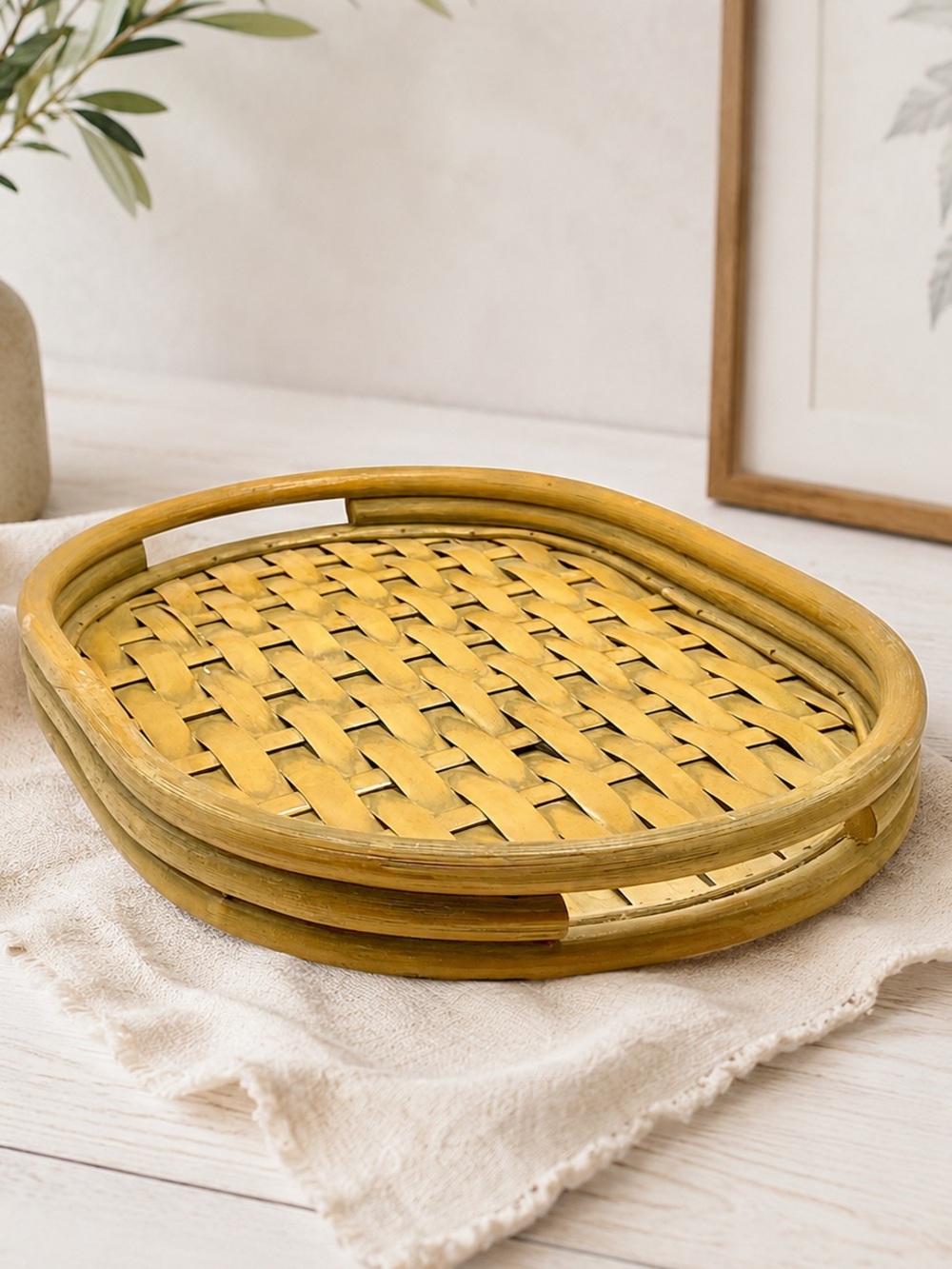 Vintage Bamboo Rattan Serving Tray Oval Woven Boho Coastal‎ Decor 16.5”